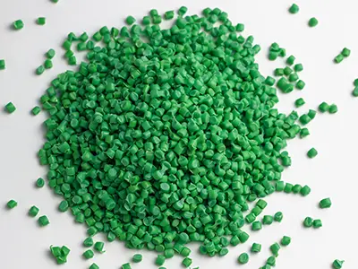 Pellets av polyamidplast