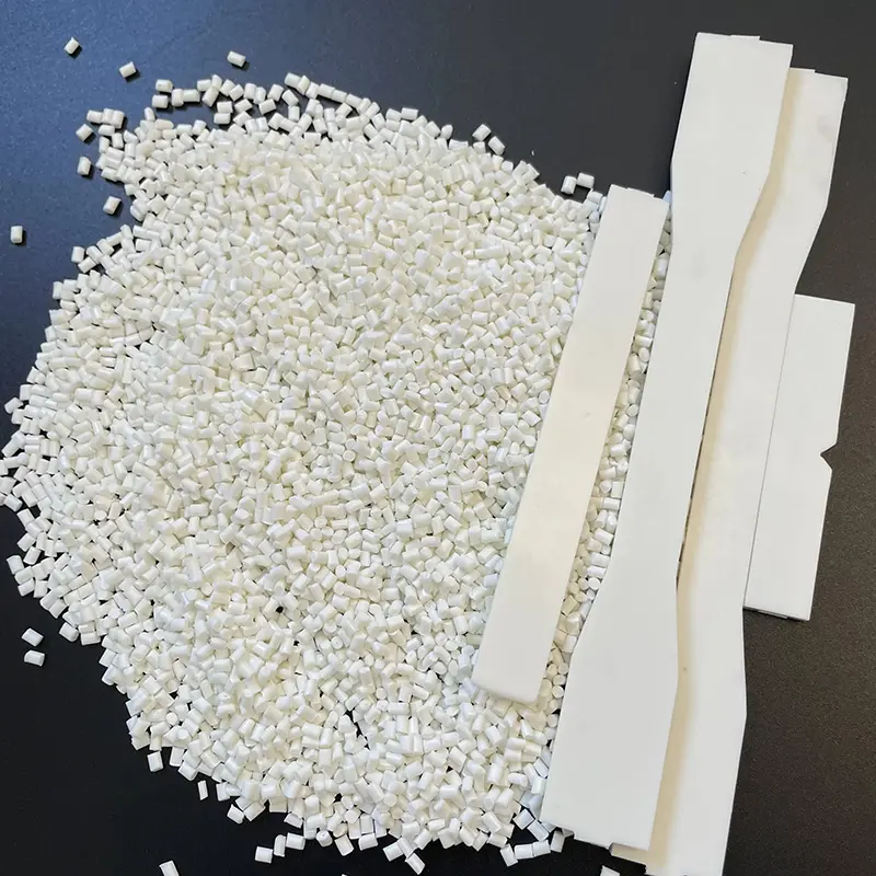 Vilka är skillnaderna mellan mycket härdat polypropen och vanlig plast?